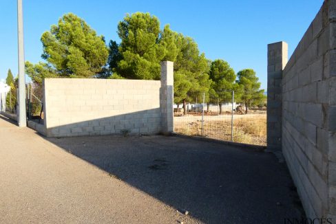 PARCELA EN LA PINOSA – inmoces.com